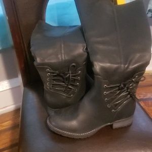 Knee boots black size 8.5
